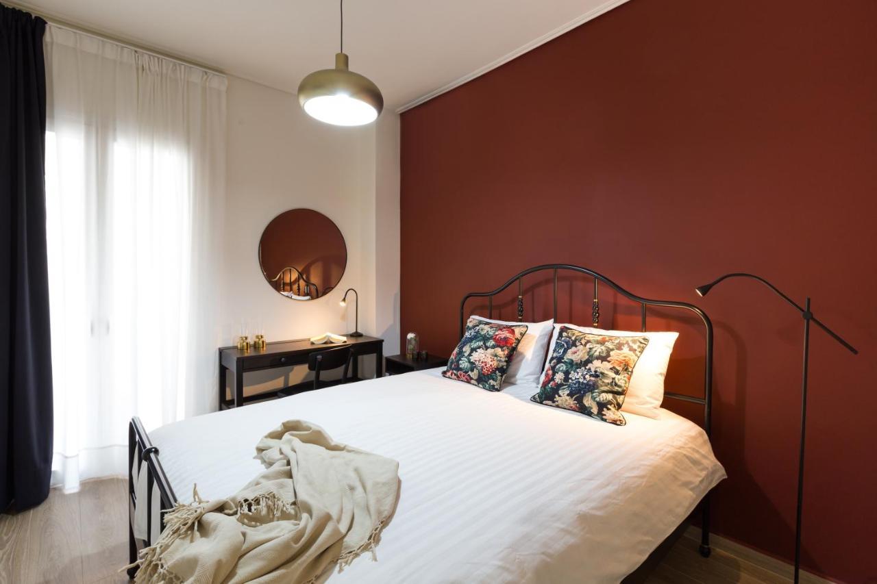 Effie'S Cozy Beach Front Apartment 레팀노 외부 사진